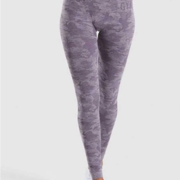 Gymshark Matching Camo Set - Picture 10 of 12